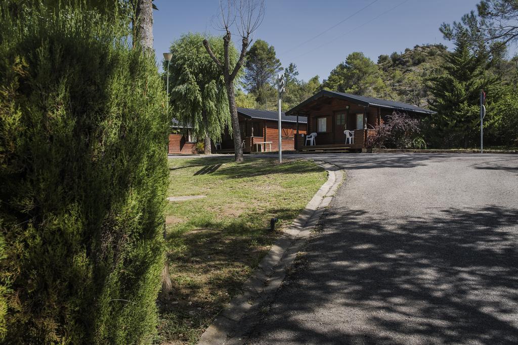 Camping & Bungalows Ligueerre De Cinca Экстерьер фото
