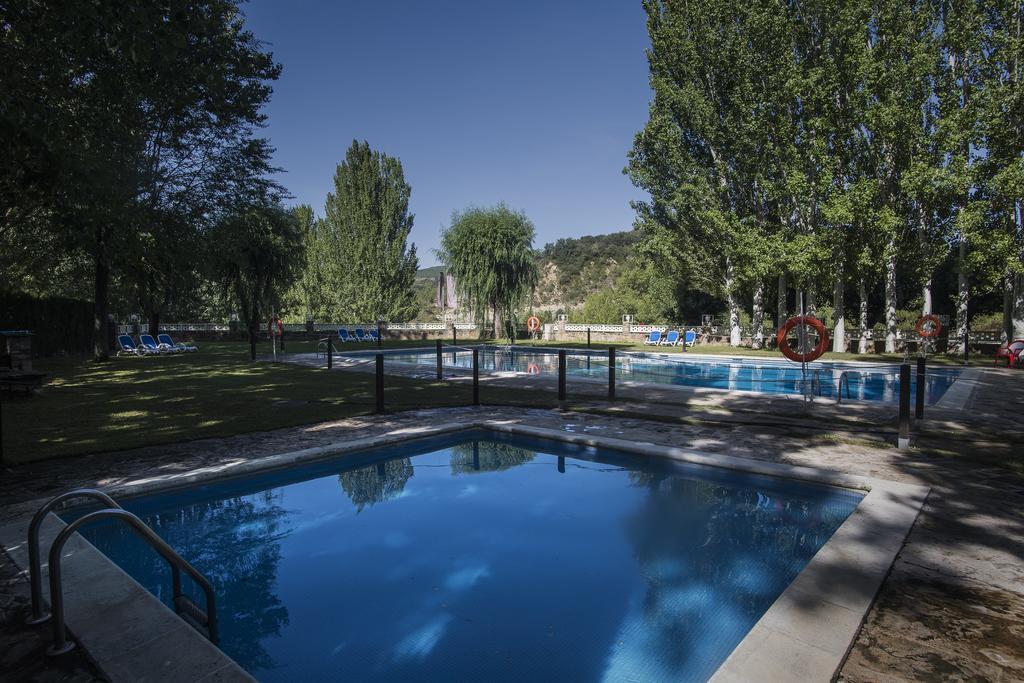 Camping & Bungalows Ligueerre De Cinca Экстерьер фото