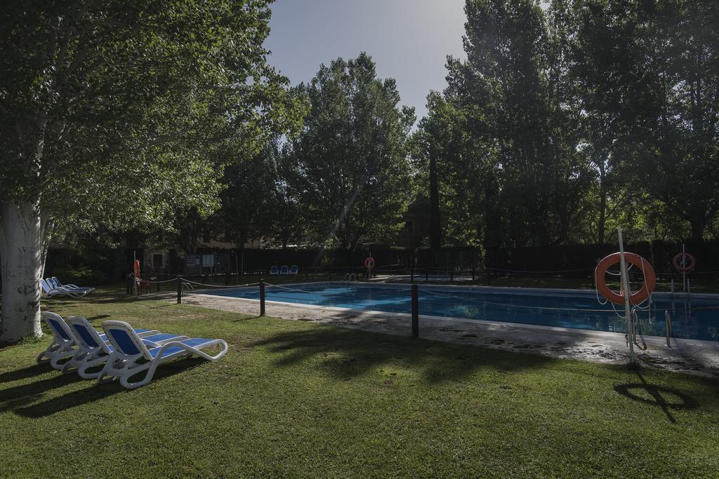 Camping & Bungalows Ligueerre De Cinca Экстерьер фото