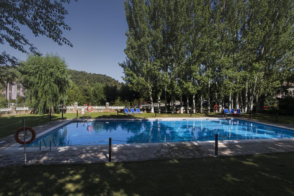 Camping & Bungalows Ligueerre De Cinca Экстерьер фото